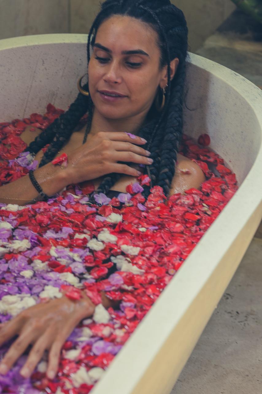 Flower bath